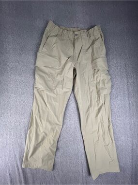 Lululemon Men’s Cargo Pants size 34